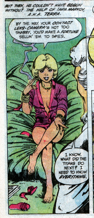 Illustration for article titled 10 Insanely Awkward Superhero Romantic Subplots